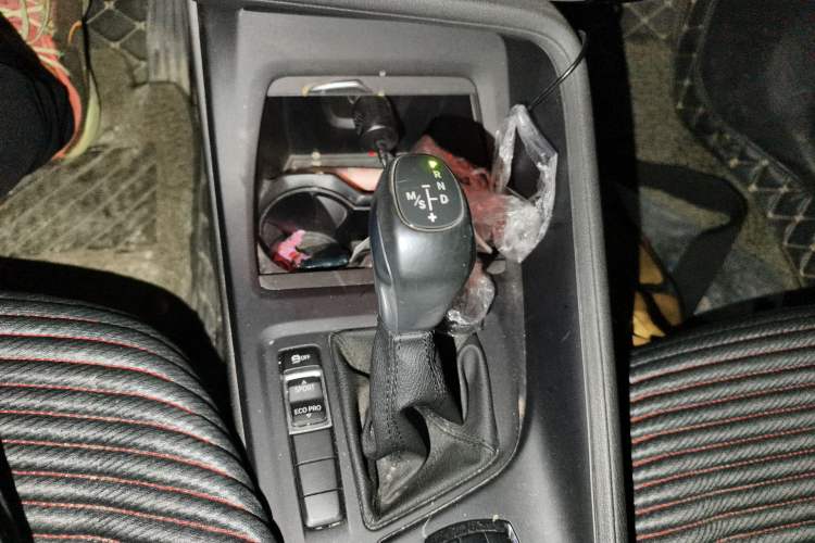 Used BMW X1 2018 sDrive20Li Leading Model Gear Lever