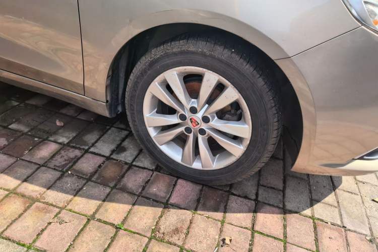 Used Roewe 360 2016 1.5L Manual Smart Screen Version
