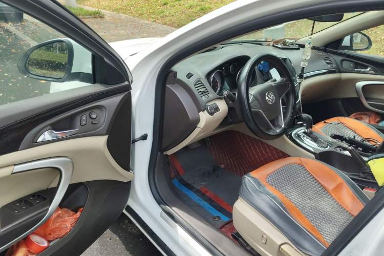 Used Buick Regal 2015 2.0L Leading Fashion Edition Driver Seat