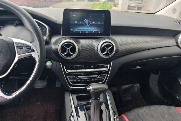 Used BAIC Senova D50 2019 1.5L CVT Luxury Edition China V Audio And AC Panel