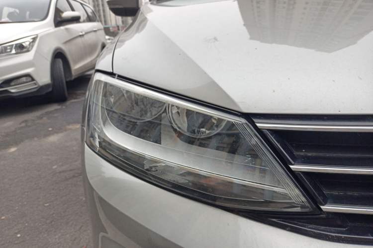 Used Volkswagen Sagitar 2017 230TSI Automatic Comfort Version