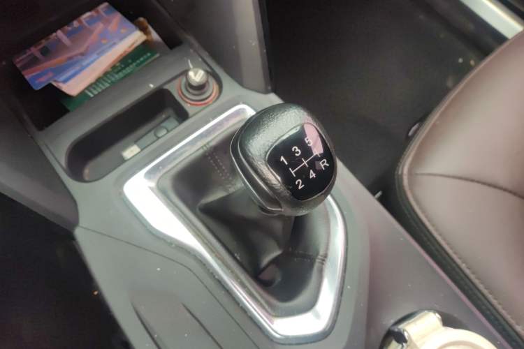 Used GAC Trumpchi GS4 2017 235T Manual Two-Wheel Drive Luxury Edition
