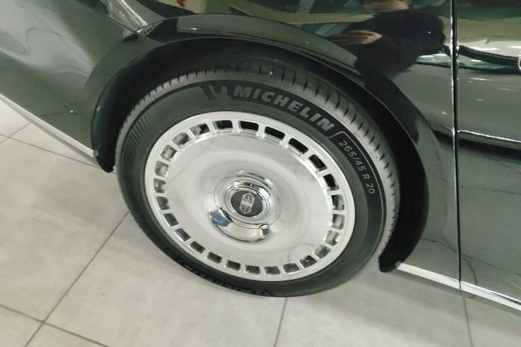 Used Hima S800 2025 Model, Range-Extended Starlight Premium Edition, 5 Seats