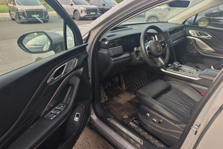 Used Hongqi HS7 PHEV 2024 2.0T PHEV Four-Wheel-Drive Flagship Edition 6 Seats
