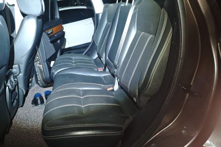 Used Land Rover Range Sport 2012 5.0 SC V8 HSE Left Rear Seat