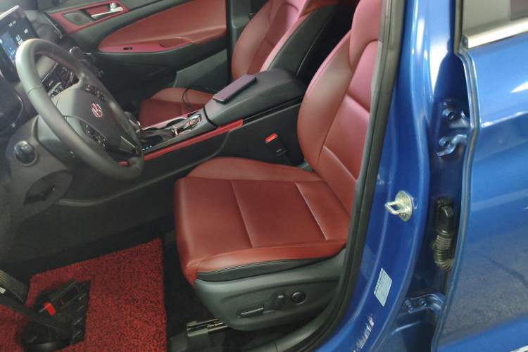 Used Hyundai Tucson 2019 280TGDi Dual-Clutch Two-Wheel Drive Fashion Edition China VI Standard Left Front Seat