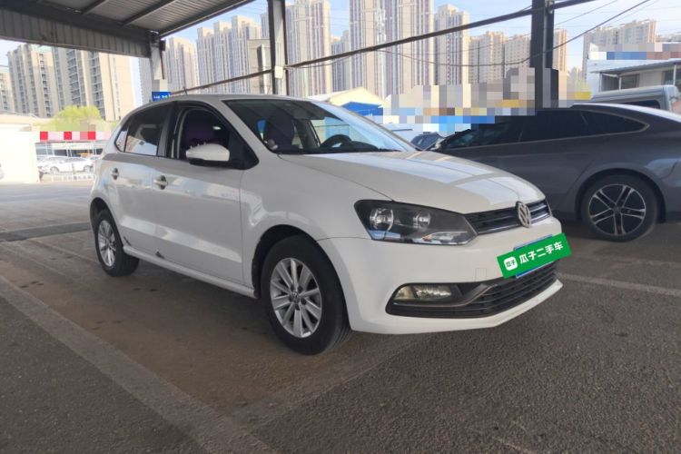 Used Volkswagen Polo 2016 1.4L Manual Fashion Model Front Right 45 Deg