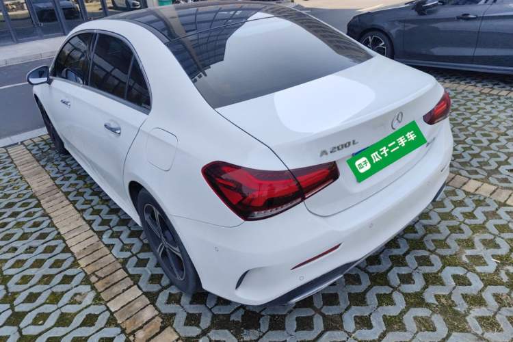 Used Mercedes-Benz A-Class 2022 Second Facelift A 200 L Sport Sedan Fashion Version
