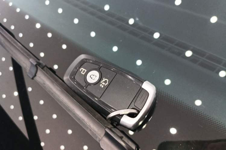 Used Ford Edge 2020 EcoBoost 245 4x4 ST-Line 7-Seater
