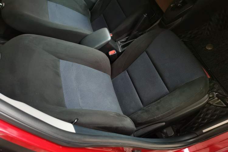 Used Toyota YARiS L Zhi Xuan 2016 Revised 1.5E CVT Charming Edition Right Front Seat