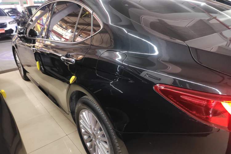 Used Toyota Camry 2024 Dual-Motor 2.0 HGVP Luxury Edition