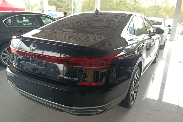 Used Volkswagen Passat 2022 330TSI Luxury Edition
