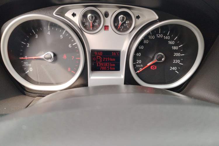 Used Ford Focus 2013 Sedan Classic 1.8L Manual Base Model