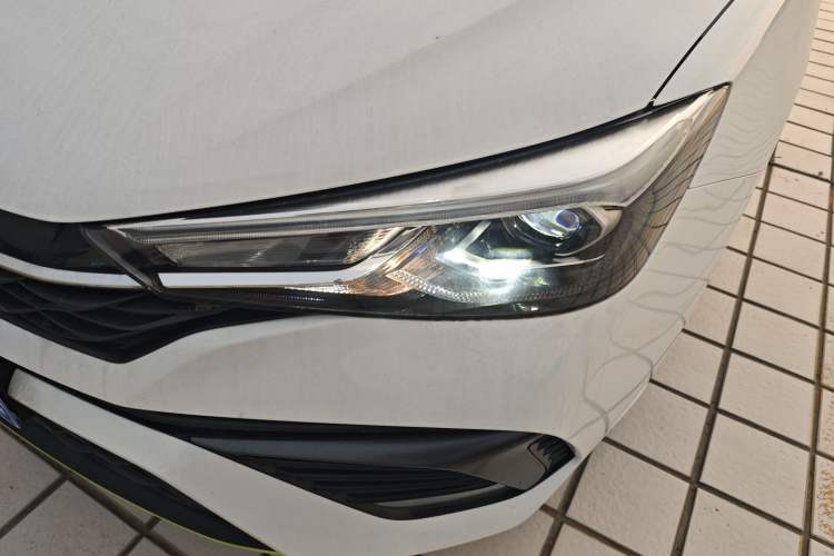 Used Roewe i5 2021 1.5L CVT Platinum Edition Left Front Headlight