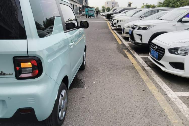 Used Geely Galaxy Panda 2023 Panda Mini 200km Endurance Bear