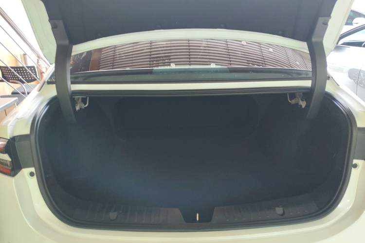 Used AION S Plus 2022 80 Tech Edition
