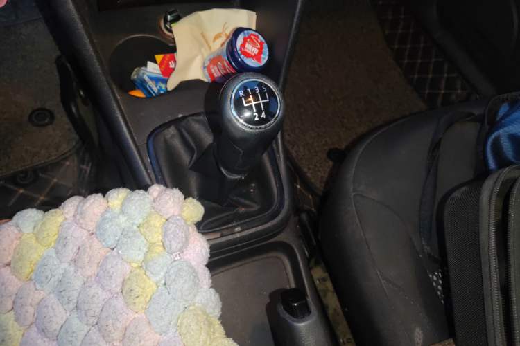 Used Volkswagen Polo 2013 1.6L Manual Comfort Edition
