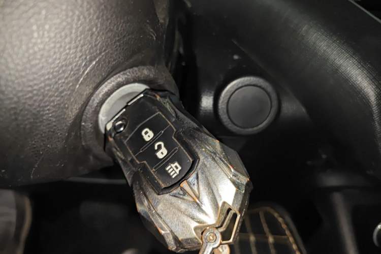 Used Great Wall King Kong Poer 2023 2.0T Automatic Diesel Two-Wheel-Drive Elite Version Flatbed GW4D20M