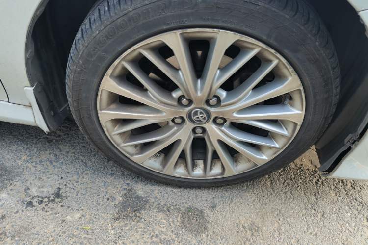Used Toyota Camry 2018 2.5G Luxury Edition Right Front Wheel Hub