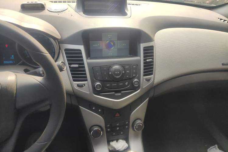 Used Chevrolet Cruze 2013 1.6L SE MT