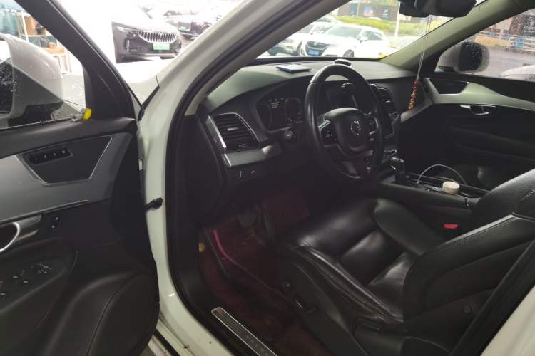 Used Volvo XC90 2018 T6 Zhiyi Edition 7-Seater
