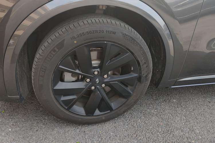 Used Li Auto L8 2023 Pro Model