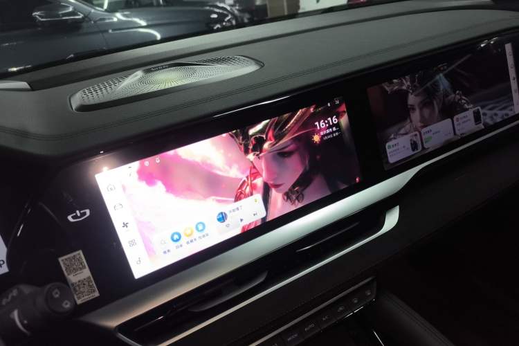 Used Geely Auto Monjaro L 2024 2.0TD High-Power Automatic Two-Wheel Drive Skyline Edition Audio And AC Panel