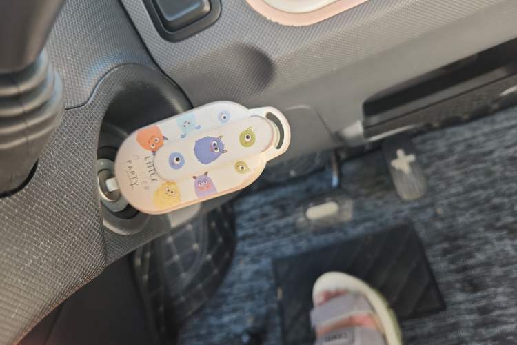 Used Wuling Hongguang MINIEV 2022 Macaron Premium Model – Lithium Iron Phosphate