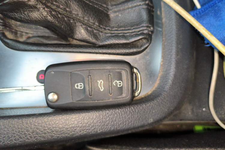 Used Volkswagen Sagitar 2014 1.4TSI Automatic Luxury Model Vehicle Key