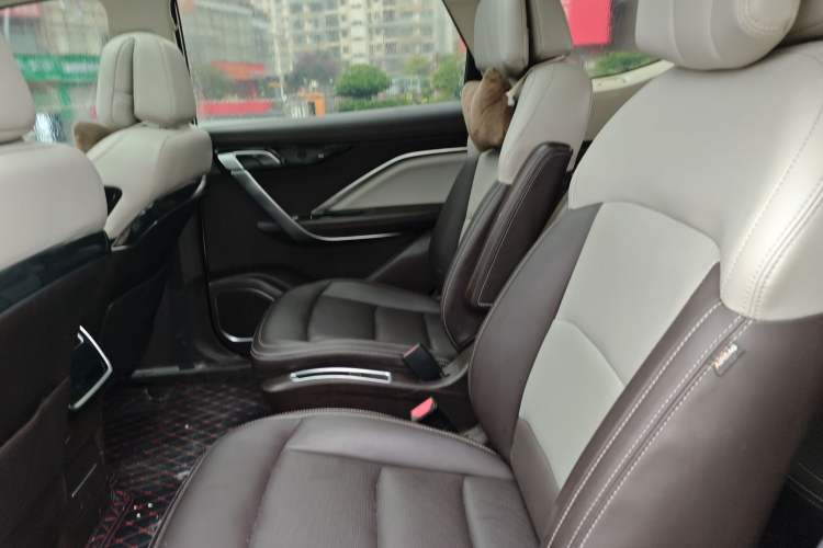 Used Geely Auto Jiajie 2019 1.5TD MHEV DCT Luxury Edition Left Rear Seat
