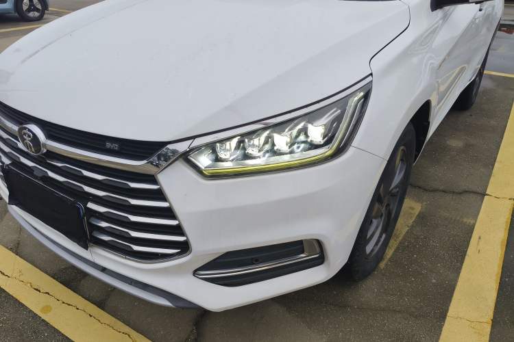 Used BYD Song 2019 1.5TI Automatic Smart Connect Luxe Version
