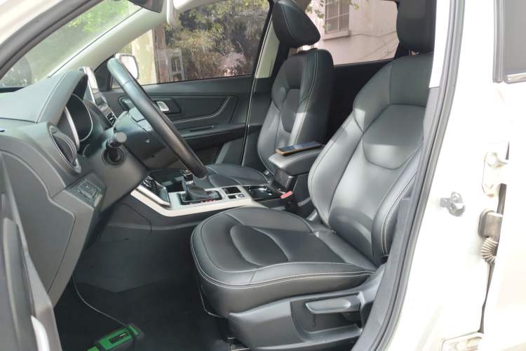 Used Bestune X40 2019 1.6L Automatic Luxury Edition China VI Left Front Seat