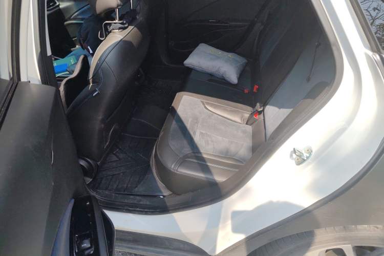 Used Buick Velite 6 2020 Plug-in Hybrid Connected Smart Edition
