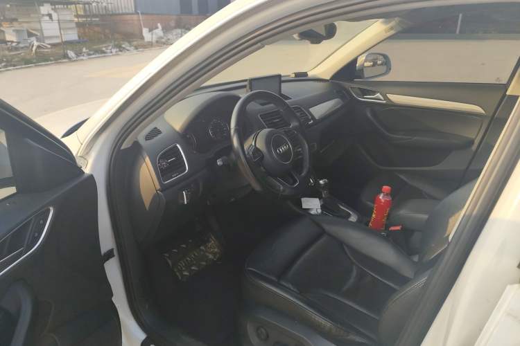 Used Audi Q3 2015 35 TFSI quattro Comfort model