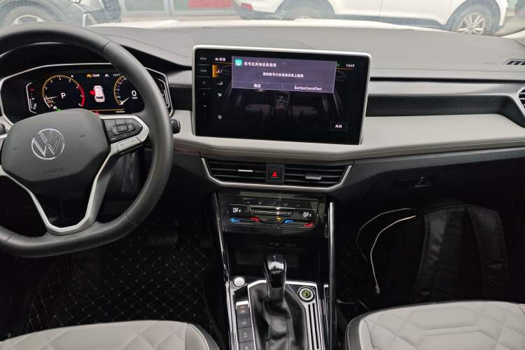 Used Volkswagen Tayron 2023 280TSI Two-Wheel-Drive Luxury Plus Advanced Version
