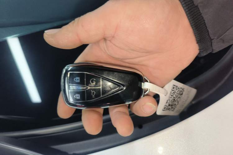 Used Changan UNI-V 2025 1.5T 500Bar Prestige Sporty Version