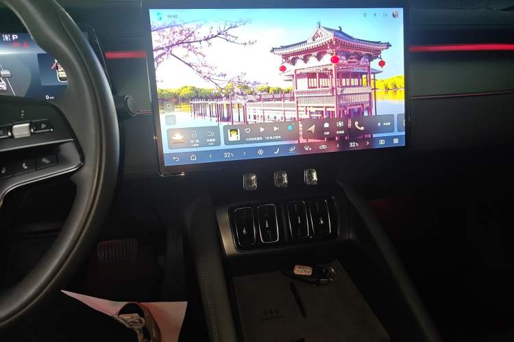 Used BYD Song L EV 2025 550 km Excellence Version
