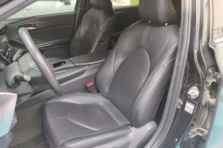 Used Toyota Avalon 2019 2.0L Luxury Edition China VI Standard Left Front Seat