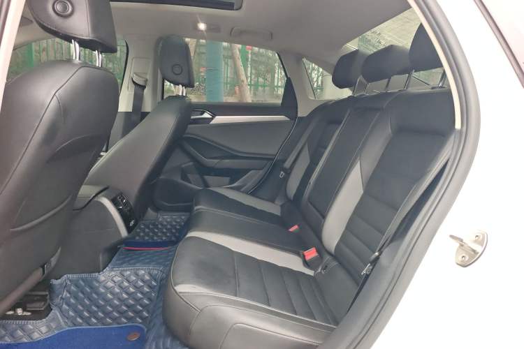 Used Volkswagen Sagitar 2019 200TSI DSG Comfort Version China VI Standard Left Rear Seat