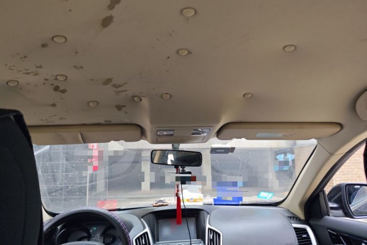 Used Dongfeng Aeolus AX7 2015 2.0L Automatic Zhiyue Version
