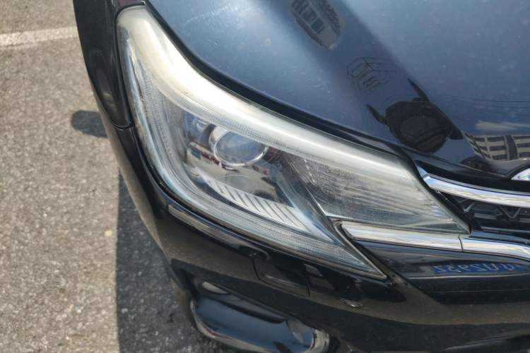 Used Toyota Reiz 2013 2.5V Elite Edition Right Front Headlight