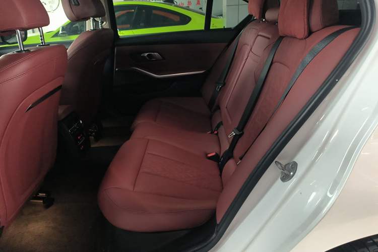 Used BMW 3 Series 2023 320Li M Sport Package Left Rear Seat