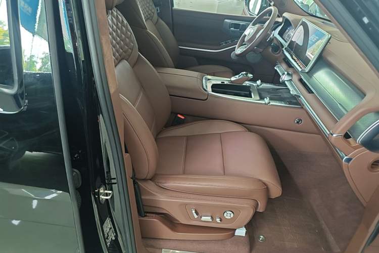 Used Tank 700 New Energy 2024 Hi4-T Extreme Edition
