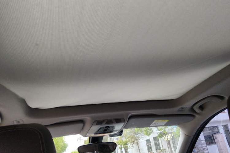 Used BMW X1 2016 sDrive20Li Luxury Model Headliner