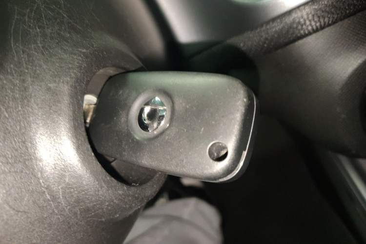 Used smart fortwo 2019 0.9T 66kW Hardtop Engine Version China VI Emission Standard
