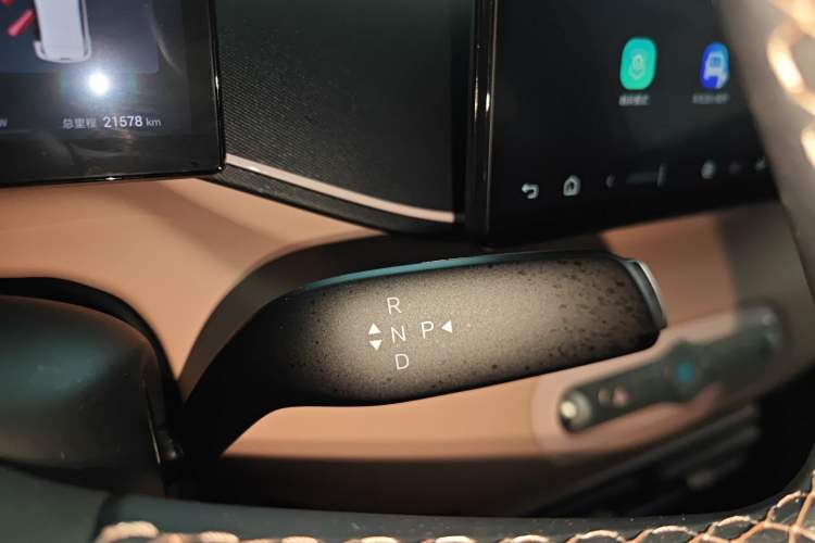 Used BYD Seagull 2025 Smart Drive Version 305 km Freedom Edition Gear Lever