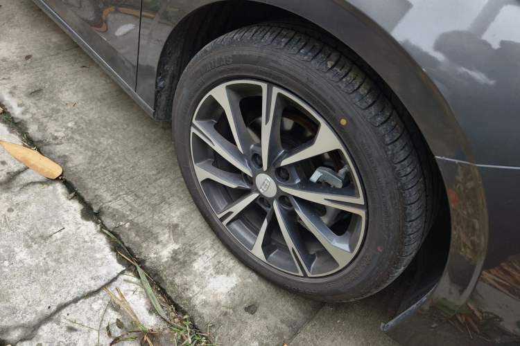 Used Geely Auto Emgrand 2025 4th Generation 1.5L CVT Luxury Version