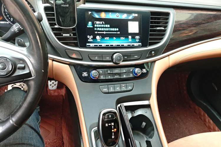 Used Buick LaCrosse 2016 28T Luxury Version