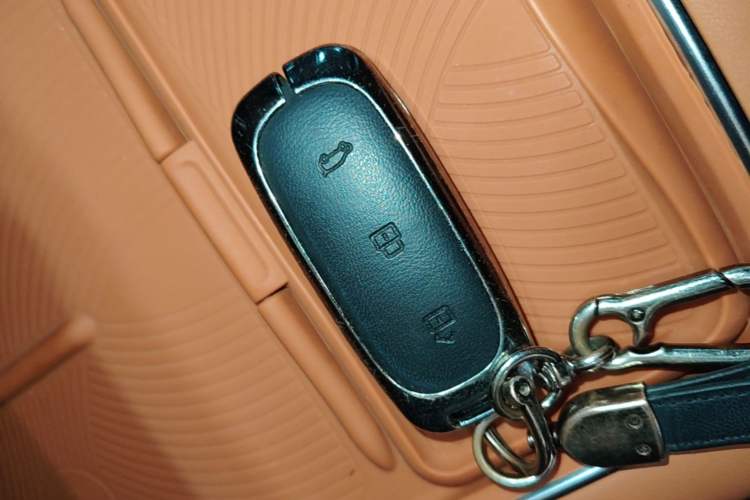 Used Li Auto L8 2023 Max model
