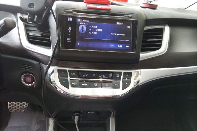 Used Honda Jade 2014 1.8L Automatic Comfort Elite Version 5 Seats
